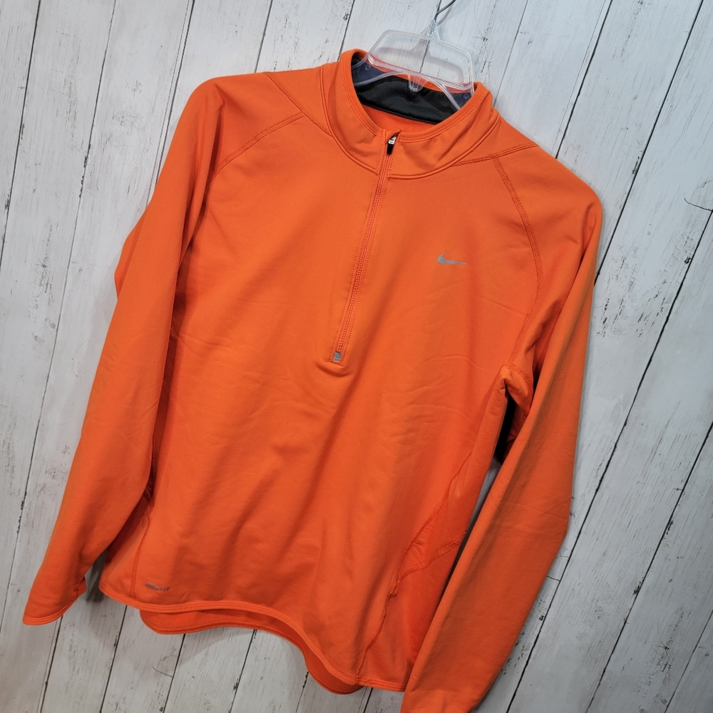 Nike Fit Dry Men's Orange 1/2 Zip Pull Over Size Large Long Sleeve Zip Pocket. - Picture 2 of 9